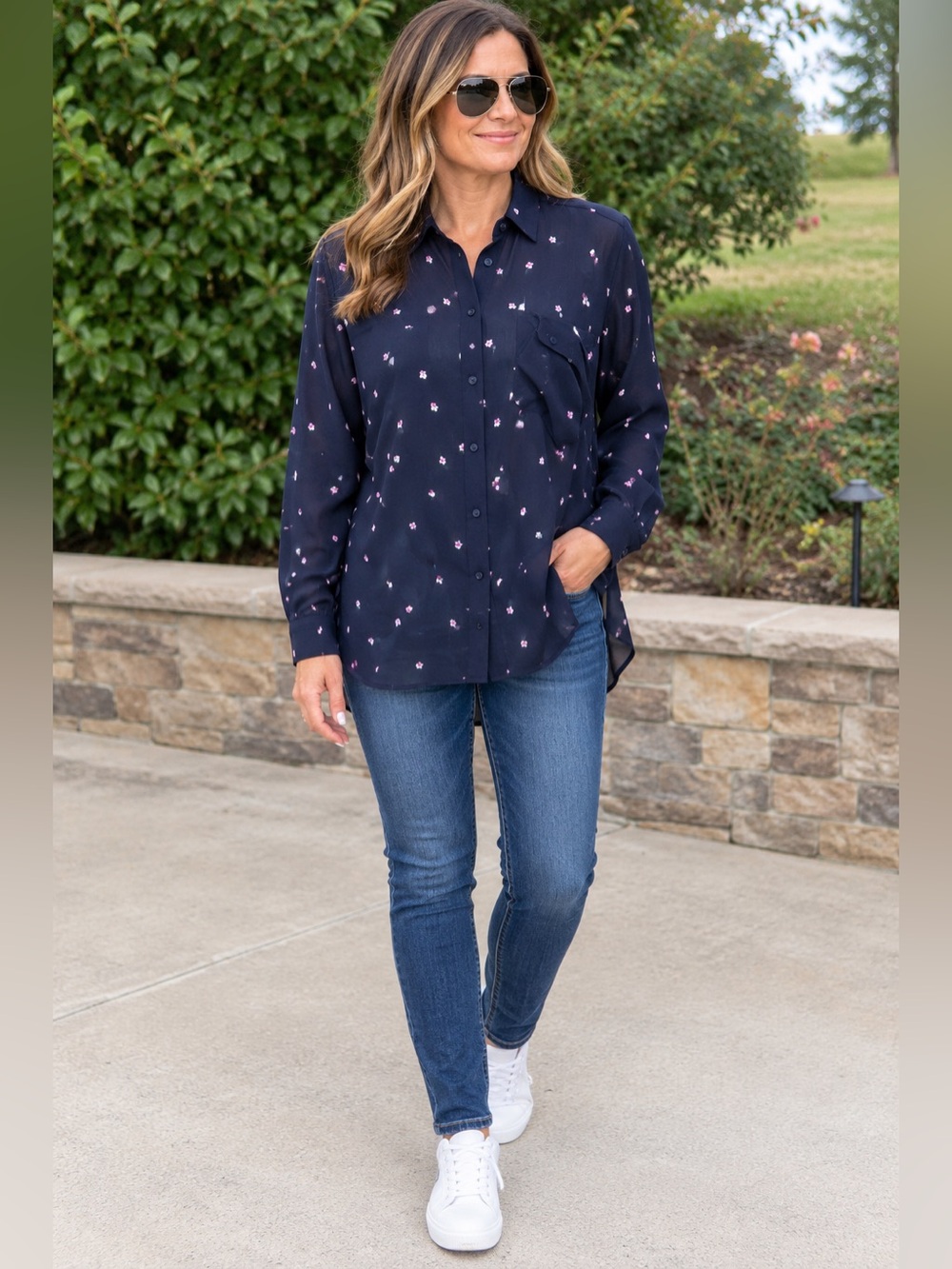 Eddie Bauer | Classic Fit Long Sleeve Shirt
Size: Large